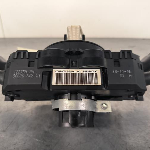 105660131-7c91a378-fd86-4a9f-b05e-f9207cd217c7-Piece-Com-Bloc-Contacteur-TournantCommodo-Essuie-GlaceCommodo-Phare-98070057XT-PEUGEOT-307-PHASE-2-BREAK-ab29592b9414996891eb4bfdc99e0a47bf14cf8e4dee43cb8b385acd69c2692b_m.jpg