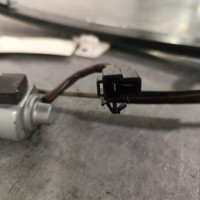 105665019-2ffc5bdf-1643-4c12-a28b-a88af6ddb15e-Piece-Leve-vitre-electrique-avant-droit-95129329-CHEVROLET-SPARK-PHASE-1-af3d515464bdb728a41c1664a9ca85239bcf84638f187cb7e7ad61c600cf7031_m.jpg