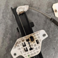 105665021-db0b00f8-879a-48c7-b2dc-48297454b69f-Piece-Leve-vitre-electrique-avant-gauche-95129328-CHEVROLET-SPARK-PHASE-1-5f4da370983d305854e36549d573030760a7a1850d521a63a35b9fcbb6e8837a_m.jpg