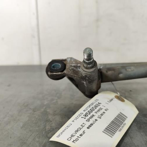 105665024-348cd844-3818-4bdc-a77d-8a57328c591b-Piece-Moteur-essuie-glace-avant-95481265-CHEVROLET-SPARK-PHASE-1-8fd365dad2d5d84c53301b7bbb3880a5b7b22518d6edf3058c6c7093af1ee998_m.jpg