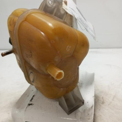 105665481-a90b4c0c-8081-476c-965e-28cff4686b8c-Piece-Vase-dexpansion-42657459-CHEVROLET-SPARK-PHASE-1-bbd0f4f821cfe78ecdf8f8ef910688e0a9a410a78e34f0b08ade3ff78e16ceb2_m.jpg