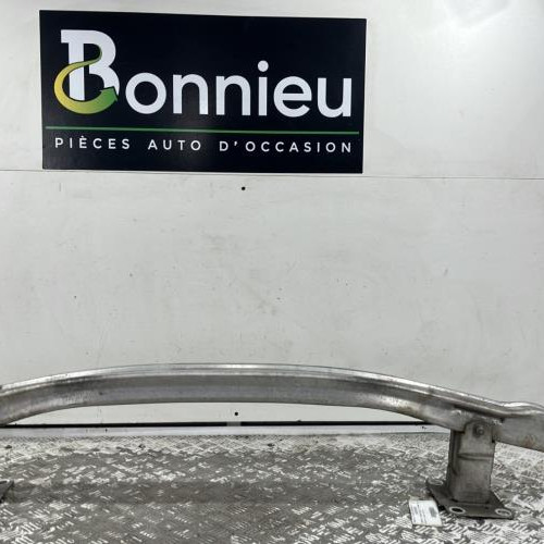Renfort pare choc avant (traverse)