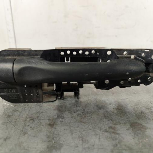 Poignee porte avant droit