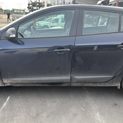 Vehicule-RENAULT-MEGANE%25203%2520PHASE%25201-2009-924ff2a6b176d928da1328b03dc1a81001d0d3f14cc099b28cc8919218ff3170_m.jpg