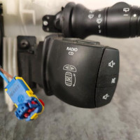 105734170-67c2b9ef-fcc9-4bf2-984a-6324a324db11-Piece-Com-Bloc-Contacteur-TournantCommodo-Essuie-GlaceCommodo-Phare-255670017R-RENAULT-MEGANE-3-PHASE-1-8e7aebca6c9f819f648bc66d849c84c15180ebc49f3801d55f2bd051242b6490_m.jpg