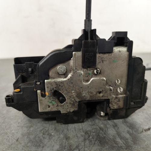105734173-8b3f4abf-f8e6-4630-a6e8-d5ae0d49c71b-Piece-Fermeture-centralisee-arriere-droit-825020002R-RENAULT-MEGANE-3-PHASE-1-3865f5644e7cf3954a7df66b2d8de38abb09634de3980fd6821dbe8bbae26020_m.jpg
