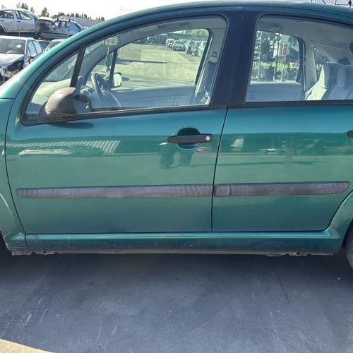 Vehicule-CITROEN-C3%25201%2520PHASE%25201-2004-eb96a139c7125f469a2caa7b16cc7ea202746ff0ed423fd45df4727c0baaebc3_m.jpg