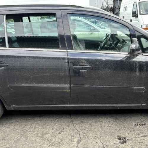 Vehicule-OPEL-ZAFIRA%2520B%2520PHASE%25201-2006-cd6c016a5529dc36809b3d359f4873a2d0ae1003f337256ee6f47f1d99342b07_m.jpg