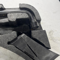 106013217-cbf18f55-87ce-4a8e-87da-9bfb04f5cc27-Piece-Cric-Ensemble-depannage-GX7317080AA-JAGUAR-XE-e264ad047a92d46dae4967a15540a3650853af2017e563e30d2d31701265af6c_m.jpg