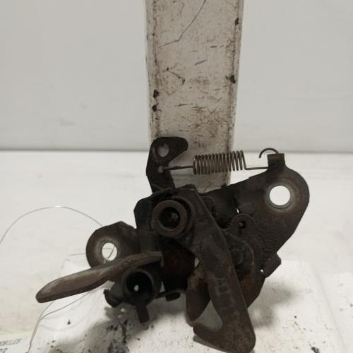 106066883-34ddd1f5-fb6a-4a10-8e19-1243e6e8cde3-Piece-Fermeture-de-capot-793449-PEUGEOT-206-PHASE-1-CABRIOLET-bc7ed8c94b5f1fe2391b1432e28baa0be4a16e80bff132b636ac561790b2abe6_m.jpg