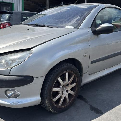Vehicule-PEUGEOT-206%2520PHASE%25201%2520CABRIOLET-2001-61b5eb5237e2dfb18f9c9a08ea67ed9e3f564c14687e4dda693111e5072814a5_m.jpg