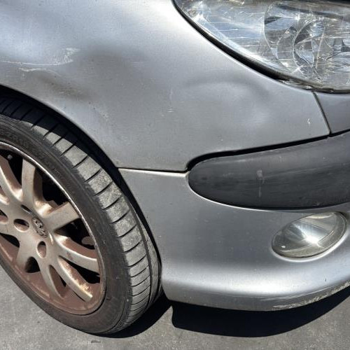 Vehicule-PEUGEOT-206%2520PHASE%25201%2520CABRIOLET-2001-311cfe0ab7a96900d1da58da7c36a44a3ae1e4e27f88a96c3e7a21f15735db80_m.jpg