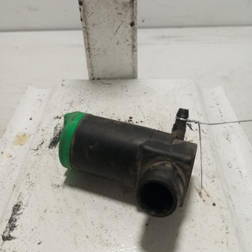 106067879-1f34695b-1ae1-4abd-8622-fe8af0af83d5-Piece-Pompe-lave-glace-avant-643458-PEUGEOT-206-PHASE-1-CABRIOLET-d391e0b3ca7777d8d6e562a601e64e7effb80981af8ef138d5f7aadb693e6a92_m.jpg