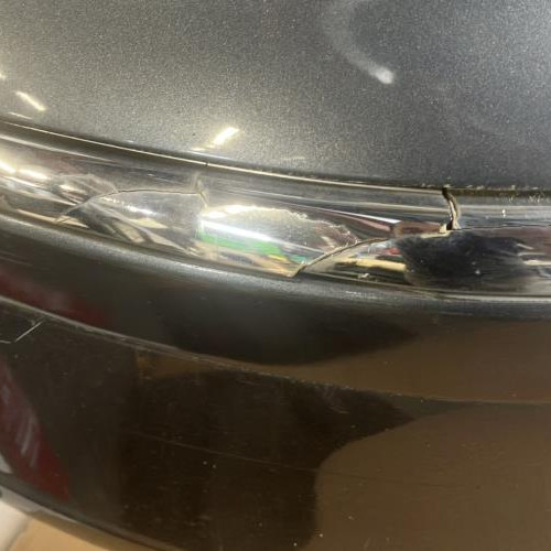 106072314-a6e1ded0-e5ed-40ce-ba68-2b4afd39013a-Piece-Pare-choc-avant-7401T5-PEUGEOT-807-ea890596f007b021e57681df7d84d72e2d9cf251c7d8b531491439065c579c51_m.jpg