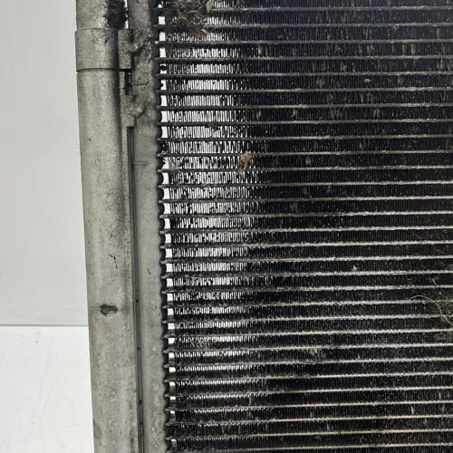106075389-f931ef6b-dca4-414d-9b9d-cddb2565bec2-Piece-Condenseur-de-clim-6455HS-PEUGEOT-807-446c6a49a36ff9530674b6799d3a2f1c02ca7f5086e230b17dd131aa41da1ab0_m.jpg