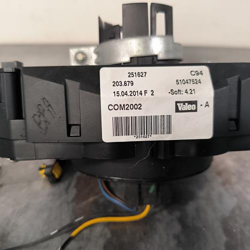 106259575-fb0c1918-8ed2-4e31-bdc1-7b5b1bb489f4-Piece-Com-Bloc-Contacteur-TournantCommodo-Essuie-GlaceCommodo-Phare-00006239TV-CITROEN-C3-PLURIEL-PHASE-1-CABRIOLET-4b8260c2ece13e803cd74ee81a989b73c6eb242231fa2e31b2fcbae138c0c055_m.jpg