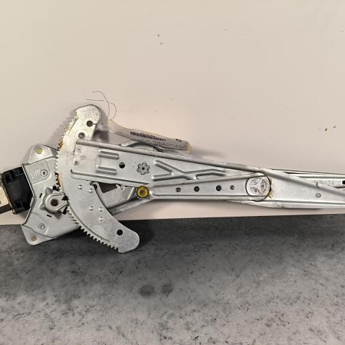 Leve vitre electrique avant droit