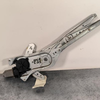 106271609-e919fa57-8827-4430-9360-9e9cddfcb5cf-Piece-Leve-vitre-electrique-avant-droit-8200188551-RENAULT-KANGOO-1-PHASE-1-e05d44222894fca76555dd39652edf786891bf400fae69d7663debed5200822e_m.jpg