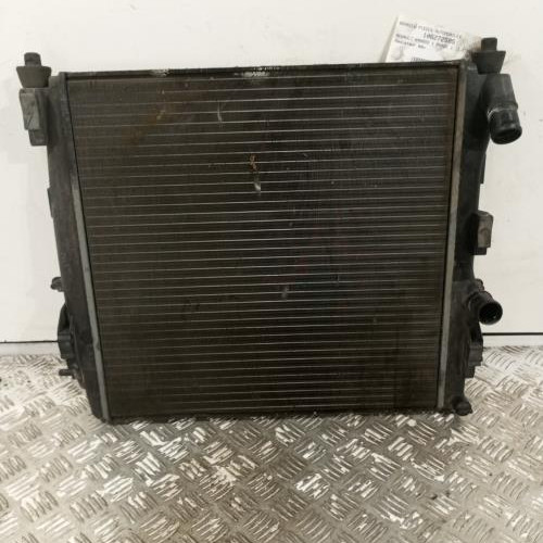 106272585-7d215a5c-3836-4f17-a3bd-b9fd02ab806a-Piece-Radiateur-eau-8200072713-RENAULT-KANGOO-1-PHASE-1-f35e7af8204355b99783a491bd1b53f84c59a28c12a6060963d2bc7188d25cf9_m.jpg