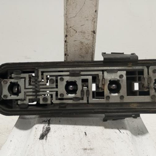 106277722-c5fea09b-7d67-4ab1-9da2-859bf369988a-Piece-Platine-feu-arriere-gauche-RENAULT-CLIO-2-PHASE-1-5cdeed9a407e5bbae05fc08807a4d9cb7ef848ce927b94f4470608424a277474_m.jpg