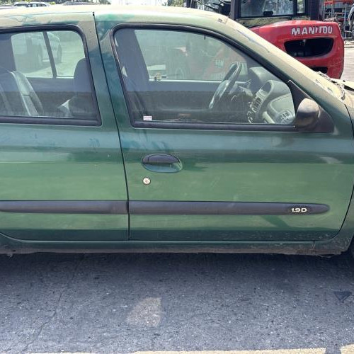 Vehicule-RENAULT-CLIO%25202%2520PHASE%25201-1999-bba91bcce29758890c7f406b009420cb9ab59ef4c3b5b0b97ca1afd6c4ef8b2b_m.jpg