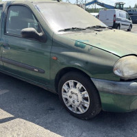 Vehicule-RENAULT-CLIO%25202%2520PHASE%25201-1999-12f2e1f01a9aaf2922f2cf3da558f1ed687980a0083caeb0f6a0cff655488726_m.jpg