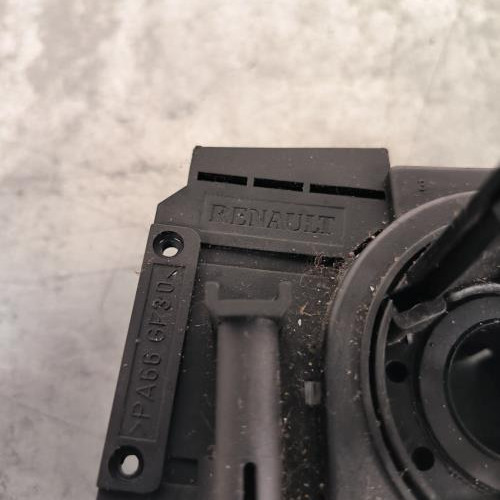 106279366-0646fa8a-5105-4497-92cb-8cba4f029e14-Piece-Contacteur-tournant-7701045279-RENAULT-CLIO-2-PHASE-1-733f358eed6ebbd9b6ed2df4761b97e4a2ba468727e975ce2ded1fab9b87ec41_m.jpg