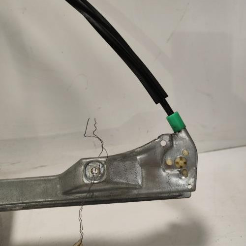 106279373-52f529e7-cc27-42b3-acdc-fd07d4a16457-Piece-Leve-vitre-electrique-avant-droit-7701207254-RENAULT-CLIO-2-PHASE-1-16fe97113a45350463a535cb92370f6c4278570e2314063f67d6532710da94fd_m.jpg