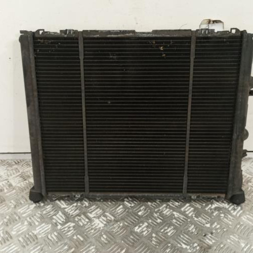 106279583-59f49e79-6380-4f16-ab25-1b74f62a29e2-Piece-Radiateur-eau-7700836304-RENAULT-CLIO-2-PHASE-1-9a3ebfbd41ac49b797146ad4ec1549d36531e1db0cd17ec7d7c083e4ddb63c60_m.jpg