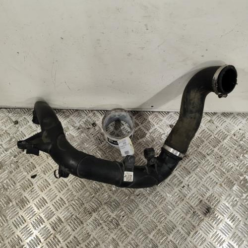 106332339-56d91794-4790-4b7f-8514-6a4125e0a73d-Piece-Durite-de-turbo-5Q0145762H-VOLKSWAGEN-GOLF-7-PHASE-1-f95fef80a15d278a7193c711b366b7a89201e933af820276565411ee105be1ce_m.jpg