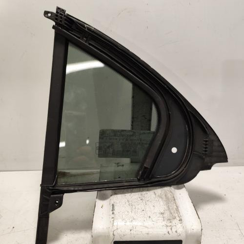 106379318-cc81a094-9926-4187-a966-02a57e071070-Piece-Custode-arriere-droit-porte-1767300600-MERCEDES-CLASSE-A-176-PHASE-1-7f9ee58b8db489fb02d97921b0745f69801ebd115ff06c8c0c84362519cb8d02_m.jpg