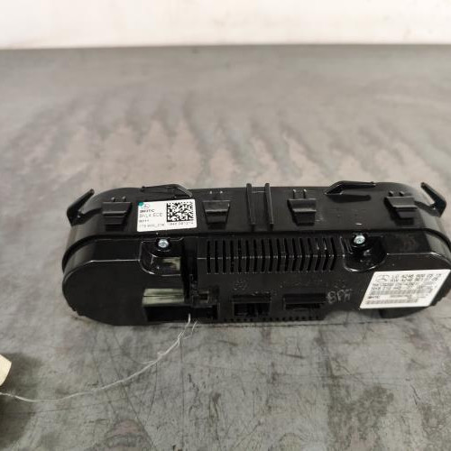 106379926-662c5bc2-1c0e-4d7e-a00f-9cc92f5f5caf-Piece-Commande-chauffage-2469000515-MERCEDES-CLASSE-A-176-PHASE-1-c0d24995c59f3514ca3e9273f485787f8570c4dc97d61873541851d8009e16f9_m.jpg