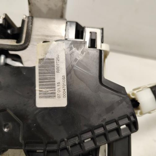 106379929-ab4c6dc6-9be7-4af7-b42c-78585176394d-Piece-Fermeture-centralisee-arriere-droit-2047302835-MERCEDES-CLASSE-A-176-PHASE-1-079fe92db79a4ebd56ee6e5276759ad09eb92e77769799aa1c5c548bd8fa2ce1_m.jpg