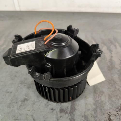 106380231-4d566d2a-ddbf-4e67-804d-29cc9c48b94f-Piece-Ventilateur-chauffage-2469064200-MERCEDES-CLASSE-A-176-PHASE-1-09d89967e85b54bb929d3a91a38dae8da529e9551aa590e0733318b8072879aa_m.jpg