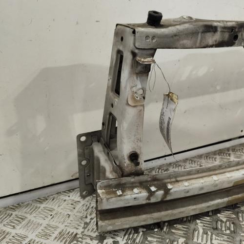 106384195-eea9c15b-6d2e-4396-abf1-3534db721d55-Piece-Renfort-pare-choc-avant-traverse-CHEVROLET-SPARK-PHASE-1-33e52b4b04d495b4d78d0e9327ac038e96ed1e967176c2e8b9841883126cd37f_m.jpg