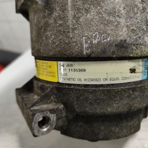 106394512-f18eb7b6-ca52-45fa-aeaa-7ce2b4a10ed8-Piece-Compresseur-clim-926005849R-RENAULT-MEGANE-1-PHASE-2-4746da43501424adf0cc33bf5b3ac2fe26daaf541abdc8bfb069026a35d90ca9_m.jpg