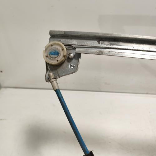 106476783-f3748f1d-3b39-490f-a4ef-dea559239305-Piece-Leve-vitre-electrique-avant-gauche-9681587280-PEUGEOT-307-d4c920e39feb2220c573fe8241ac6f0c97569f3a5a6616a4176b281717a1f500_m.jpg