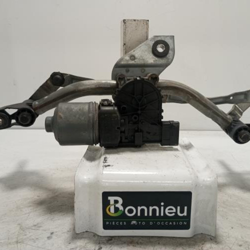 Moteur essuie glace avant