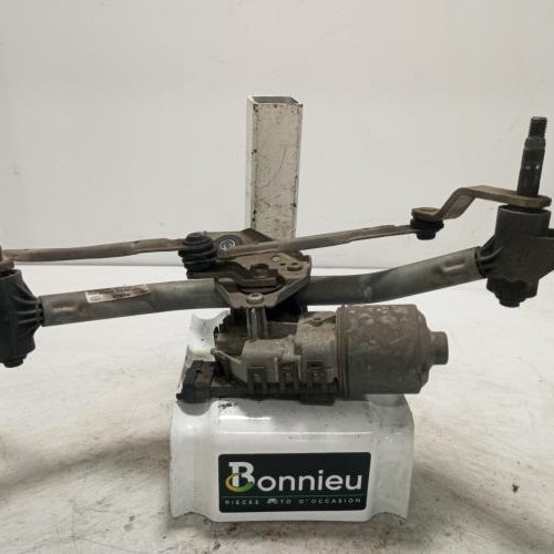 106520054-621dd51d-eb9d-47e2-9062-d4377b7d1af8-Piece-Moteur-essuie-glace-avant-7701064031-RENAULT-TWINGO-2-PHASE-1-b3b235a0977b71905b9cfe55eeea87e93ad35fadd2b5e1484715d2eb83d6504a_m.jpg