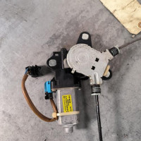 106574398-aba6b25d-a268-4e24-8dfa-fe7de6701174-Piece-Leve-vitre-electrique-avant-gauche-96601484-CHEVROLET-MATIZ-2-24b955696b090ba73467afcfcf91d3d6a3318e530e08ac0dc1e2805e4bed6eb9_m.jpg
