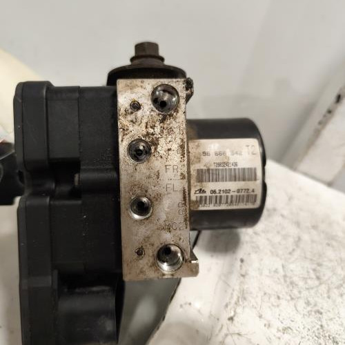 106574511-d4127ac9-343b-4106-828b-696291978aa0-Piece-Bloc-ABS-freins-anti-blocage-95245368-CHEVROLET-MATIZ-2-1fc0dd089689f8e3059699e3e27e4160a37bc9a1a74f238f6a6f4b125dcdb696_m.jpg