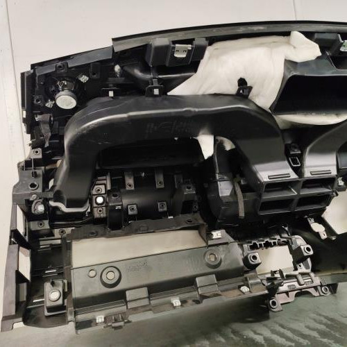 106646541-2b6e0b2c-0222-45b7-ba24-441ea6abebc7-Piece-Planche-de-bord-complete-735612248-JEEP-RENEGADE-PHASE-1-85f5f0a6446eacff4b90f65104999da5e72b6ff1528a6b3d016b7bd72f3c1107_m.jpg