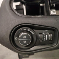 106646541-47ad5735-5c2b-4768-9ad3-aa31c1d00f11-Piece-Planche-de-bord-complete-735612248-JEEP-RENEGADE-PHASE-1-6f07a9a1a6d753b8b49fb81fec20e34ffc7a535961449c8293e60e2ebed37032_m.jpg