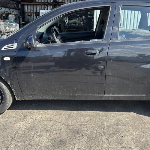 Vehicule-CHEVROLET-AVEO%25201-2011-f6a5f1dfcfee82b33a31a4fc1705a89908b55b118e1bd41144a142edaed98568_m.jpg