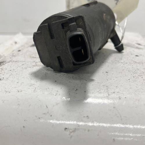 106663911-9b11f6cd-6972-4c6b-a8c7-71b199a047fd-Piece-Pompe-lave-glace-avant-96397517-CHEVROLET-AVEO-1-9bb399d2c1937d46b8ef99355dbc3c362e400df13a6020fb505515be0ef34d4d_m.jpg