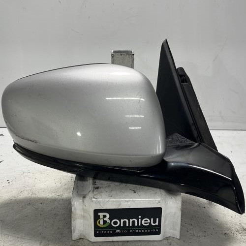 Vehicule-RENAULT-GRAND%2520SCENIC%25204-2017-829b07f3bac6ec09a1d2bdc59ee8ea4a82cdd23d3752909768ffbd1b5f88211c_m.jpg