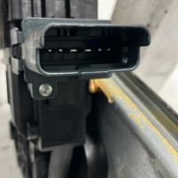 106667450-5782c7f8-657f-4816-9771-334ec630fe41-Piece-Leve-vitre-electrique-arriere-droit-827201983R-RENAULT-GRAND-SCENIC-4-e50f22f8a25b2d72edf55c83b2468515cd138a69f2c0d14ba49dd5608a68d231_m.jpg