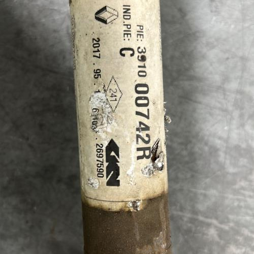 106669259-99e82c28-da44-4ed6-a67c-03a8cd43ffc7-Piece-Cardan-droit-transmission-391000742R-RENAULT-GRAND-SCENIC-4-f0d763439c9fded790cb210627a9ea8b537919a84a4e183dcec2fd7c06df8451_m.jpg