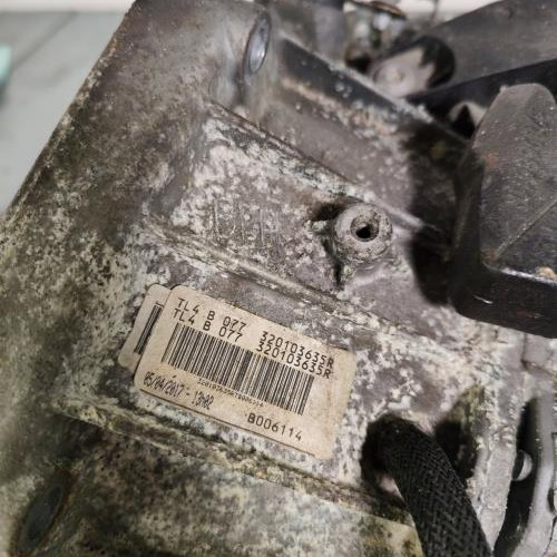 106669573-854675ec-cef7-42f8-947e-9b36f1483f46-Piece-Boite-de-vitesses-320101076R-RENAULT-GRAND-SCENIC-4-d1e8da514506fe8e7548f99cf62ca08db9522d2240b18f2b76f3e16437f3b246_m.jpg