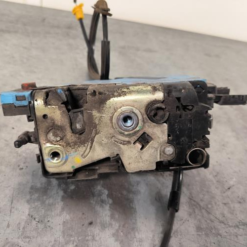106706959-579f47da-80ad-4b89-9fae-a32ec9394a11-Piece-Fermeture-centralisee-arriere-gauche-9137F9-PEUGEOT-207-PHASE-1-fbf38fbc0be3448b4430d954d156454103b3fef223db0f69fea21c7db1fba9dd_m.jpg